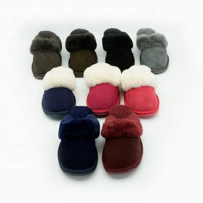 China CUSHIONING Wholesale Super Fit Faux Fur Fluffy Slippers Ease Genuine Leather Slides Slippers For Ladies for sale