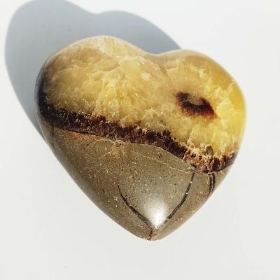 China China Wholesale Natural Mineral Heart Crystal Turtle Yellow Quartz Heart Stone For Healing for sale