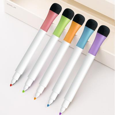 China Used For Chinese Wholesale Cheap Whiteboard Pen Eco-friendly Wholesale Whiteboard Marker Pen Drawing/Painting/Coloring Black Erasable Marker Pen With Brush for sale