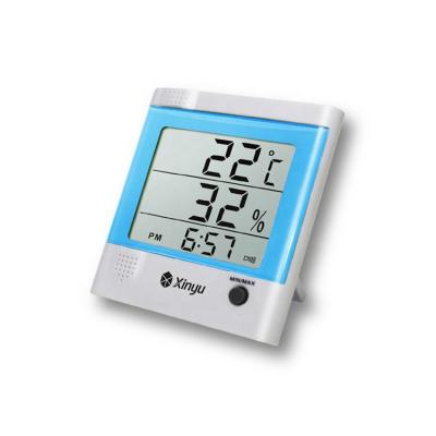 China Reliable Plastic Smart Home Bath Thermometers Digital Indoor Outdoor Wide Range LCD Wireless Thermometer With Time Display zu verkaufen