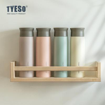 China Hot Big Capacity TYESO Sales Stainless Steel Thermos Tumblers With Straw for sale