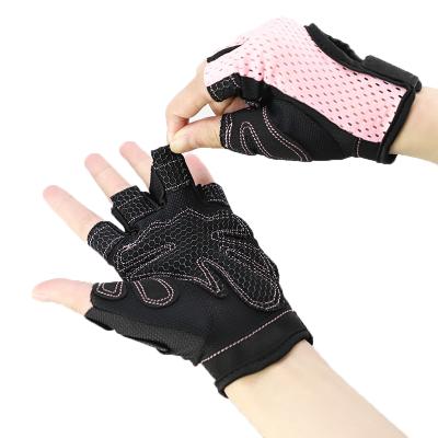 China Custom Fitness Wholesale Women Fineger Weightlifting Gloves Comfortable Half for sale