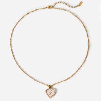 China Hypoallergenic 18K Gold Plated Fashion Jewelry Natural White Shell Pearl Inlaid Zircon Heart Stainless Steel Pendant Necklace for sale