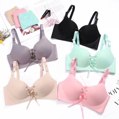 China Push Up Women's Bra Wire Free Bra Ladies Underwear Push Up Gatnered Sexy Lingerie Bandage Shiny Bra 32 38 for sale