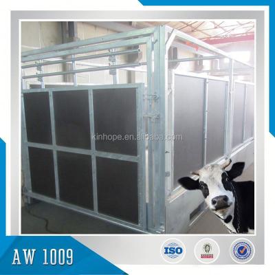 China Truck Trailer Galvanized Animal Transport Trucks with plywood filled, sheep/cattle transfer tool for sale