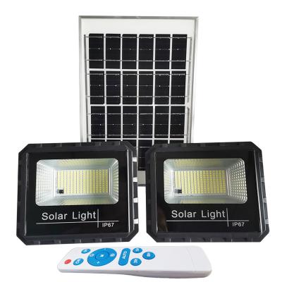 China Hotel Residential Office Theme Park Stadiums Warehouse Garden Sports Garden Sports Flood Lights Outdoor Solar Powered Dusk to Dawn Light, IP67Waterproof Outdoor Solar Flood Lights with Remote Control for sale