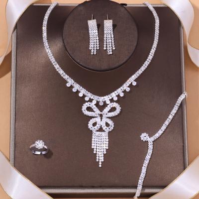 China Fashion New Style Bridal Necklace 4 Pieces Set Luxury Crystal Butterfly Necklace Wedding Jewelry Sets for sale