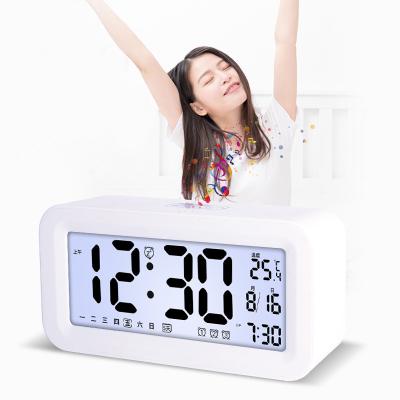 China 2021 New Digital Radio High Speed ​​Electronic Led Smart Alarm Clock for sale