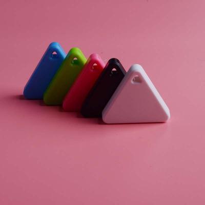 China Finder Anti-lost Triangle Key APP Control Newcomer Anti-lost Key Chain Cell Phone Alarm for sale