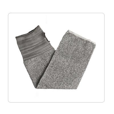 China Wharf handling Use Long Cuff Polyethylene Fiber Grey Cut Resistant Sleeves for sale