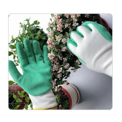 China Green Foam Latex Gloves For Mowing The Lawn And Cutting Flower for sale