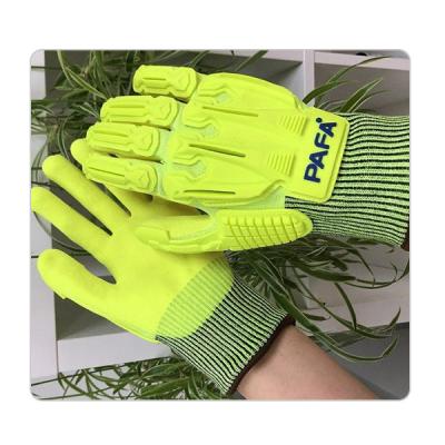 China 13 Gauge Hi Vis HPPE Knit Anti Vibration Impact Safety Gloves For Mechanical Operation for sale