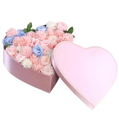 China Custom Luxury Heart Shaped Gift Chocolate Box Materials Logo Small Sweet Candy Gift Reused Packaging Boxes Customer for sale