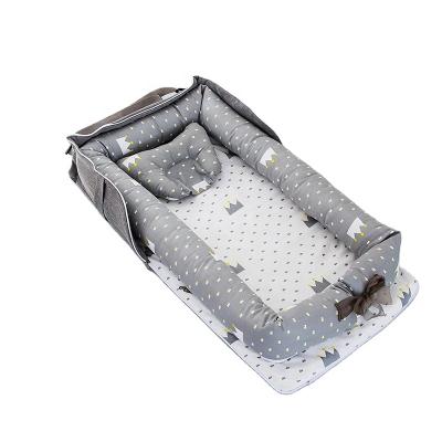 Cina Modern New Design Folding Baby Crib Nest Sofa Co Sleeper Modern Portable Crib Safety Infant Nest Baby Bed in vendita