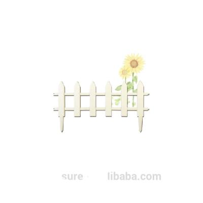 China Wholesales ECO-FRIENDLY Removable Decorative Garden Decorations Small Plastic Fence Panel Picket For Gardens for sale