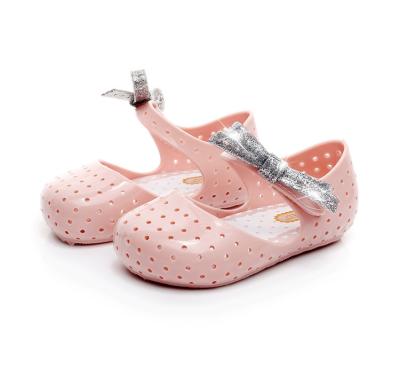 China Cute Kids Jelly Shoes PVC Late Summer Waterproof Cute Bow Shoes Soft Sole Sandals for sale