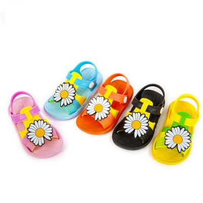 China New Design Cartoon Breathable Eva Light Sandals For Kids Girl for sale