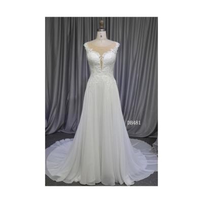 China 2021 Hot Sale Breathable Beautiful Vintage Bridal Dress Applique Fashion White Wedding Dress Ladies For Women for sale