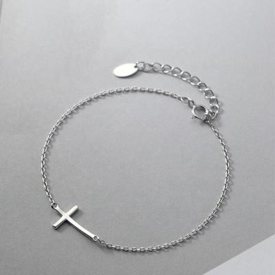 China Romantic 2022 Fashion New S925 Sterling Silver Cross Bracelet Delicate Cross Bracelet Women Luxury Versatile Romantic Jewelry Gift for sale