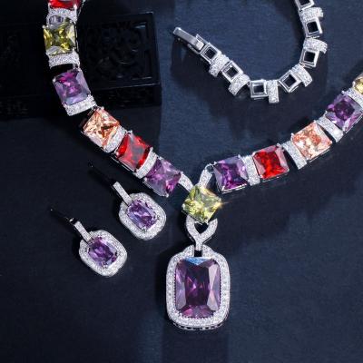 China Hyperbole Fashion Color Square Sets Exquisite Wedding Dresses Noble Banquets Necklace Sets Womens Luxury Romantic Gifts for sale