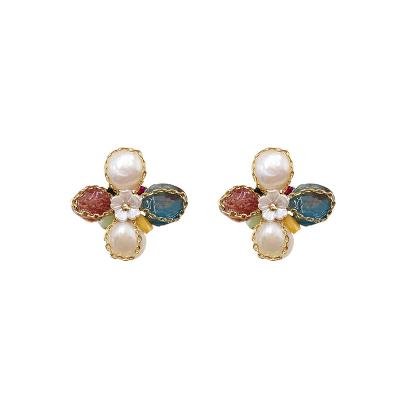 China Luxury FASHIONABLE Exaggerated Flower Earring Colorful Jewelry Pearl Rhinestone Earrings for sale