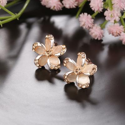 China Fashionable High End Atmosphere Stainless Steel Ear Clip Rhinestone Flower Stud Earrings For Women for sale