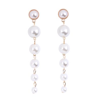 China FASHIONABLE Oversized Wedding Long Pearl Tassel Earrings Freshwater Pearl Crystal Drop Earings for sale