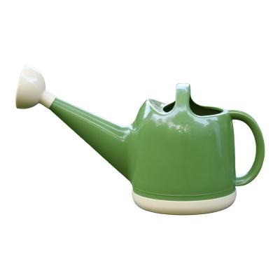 China Durable Thick Plastic Long House Garden 4L Stem Spout Plastic Plant Watering Can With Sprinkler Head for sale