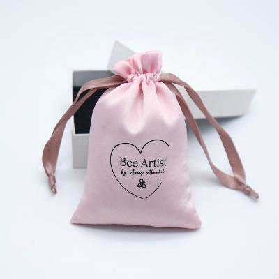 China Luxury Pink Satin Zipper Jewelery Pouches Jewelry Packaging Drawstring Pouch for sale