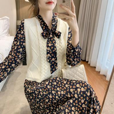 China Anti-Static Elegant Bow Women Floral Print Dress With Striping 2021 Autumn Long Sleeve Female High Waist Pleated Chiffon Dress Mujer Vestidos for sale