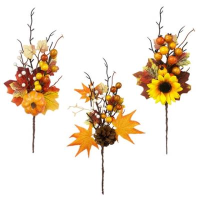 China Wholesale Selection of Thanksgiving Decorations Wreath Decorations Pumpkin and Pine Cones Autumn Maple Leaf Berry Artificial Decoration for sale