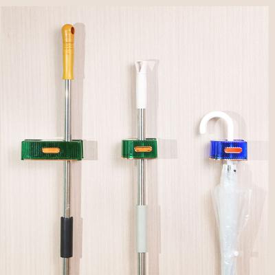 China Heavy Duty Tools Workable Hanger Organizer Bathroom Kitchen Clip Broom Broom And Broom Holder Wooden Wall Mount for sale