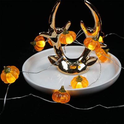 China Halloween White Light Solar Power Warehouse PVC Article Cable Garden Color Bulb Instant Pumpkin Lamp for sale