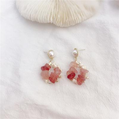 China TREND Earrings For Women 2020 Fashion Natural Stone Crystal Dangle Earrings Strawberry Jewelry Freshwater Pearl Earrings for sale