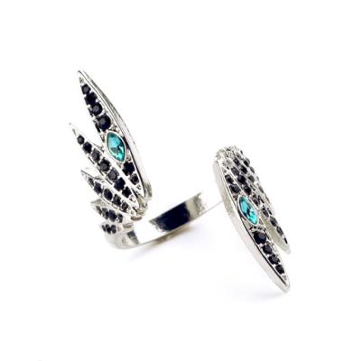 China Wholesale fashion latest fashion ALLOY silver crystal wings ring pretty angel wing ring with rhinestones for sale