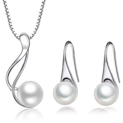 China TRENDY Women Fashion Wedding Jewelry Custom 925 Sterling Silver Freshwater Pearl Necklace Earrings Set for sale