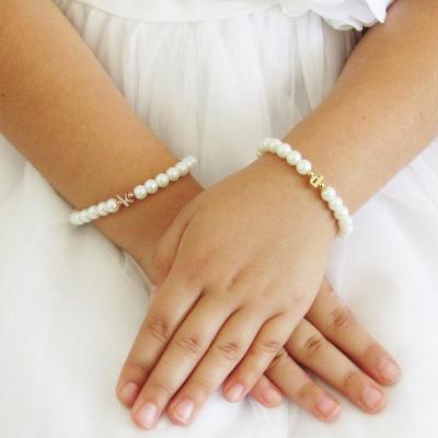 China FASHIONABLE Personalized Children's Bracelet Custom Jewelry Baby Girl Kids Initial Letter Pearl Freshwater Bracelets for sale