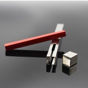 China 2018 Factory New Design Silver Color For Walmart Square Shaped Brass Chalk Holder for sale