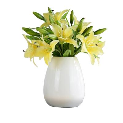 China Minimalist Contemporary White Ceramic Flowers Round Vase Decoration Porcelain Wholesale Modern Home Vases For Bedroom for sale