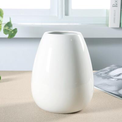 China Minimalist Water Vase White Ceramic Flowers Round Vase Decoration Porcelain Wholesale Modern Home Vases For Flower Add Water for sale