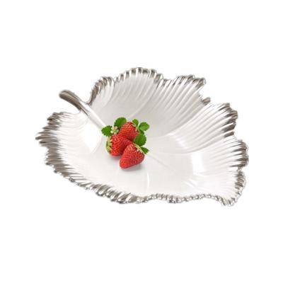 China Viable Nordic Gold Rim Plates Leaf Shape Ceramic Dish Porcelain Dish Dinnerware for Fruits and Snacks Ceramic Dishes for sale