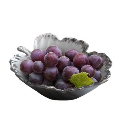 China 9 Inch Leaf Shape Silver Rim Ceramic Dish Fruit Candy Flat Fruit Bowl and Viable Snack Tray for sale