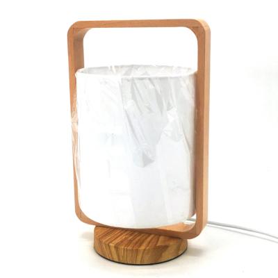 China Modern Factory Electric Lantern Table Lamp With Wooden Handle And White T/C Fabric Shade for sale