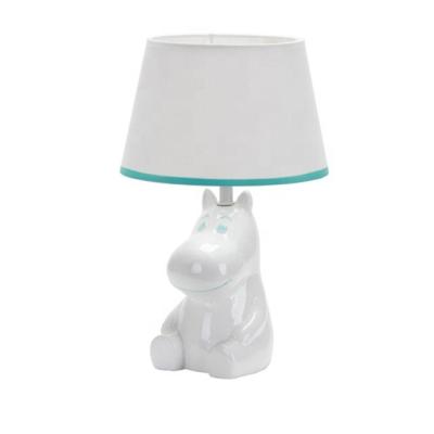 China Modern Porcelain Animal Base Table Lamp With E14 Edison Screw Base And T/C Fabric Shade For Home Decoration for sale