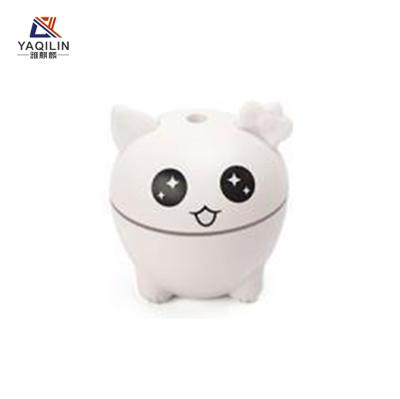 China New Pet Hotels Mini USB Humidifier Cute Lamp Desktop Atomizer Colorful Home Atmosphere Humidifier for sale