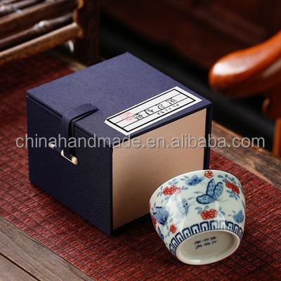 China Viable Handmade Blue White Tea Cup Chinese Tea Cups For Tea Host Solo Porcelain Souvenirs Cup With Gift Box for sale