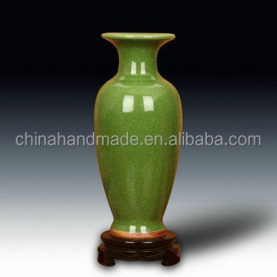 China Jun Porcelain Craft Vase Handmade Green Minimalist Traditional Home Room Decoration Hotel Tabletop Vases Chinses Style Ceramic Artwork for sale