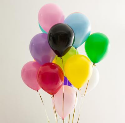 China Eco-friendly eco-friendly matte balloon custom made eco-friendly green-blue yellow red-pink white black helium latex balloons 12inch matte balloon for sale