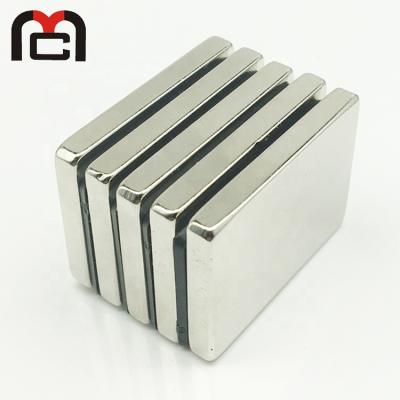 China Environmental friendly super strong neodymium n52 magnet 40x20x10 for 15kw generator for sale