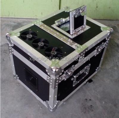 China Aluminum Professional Double Stage Equipment Smoke Mist Machine 650W Fog Machine With Flight Case for sale